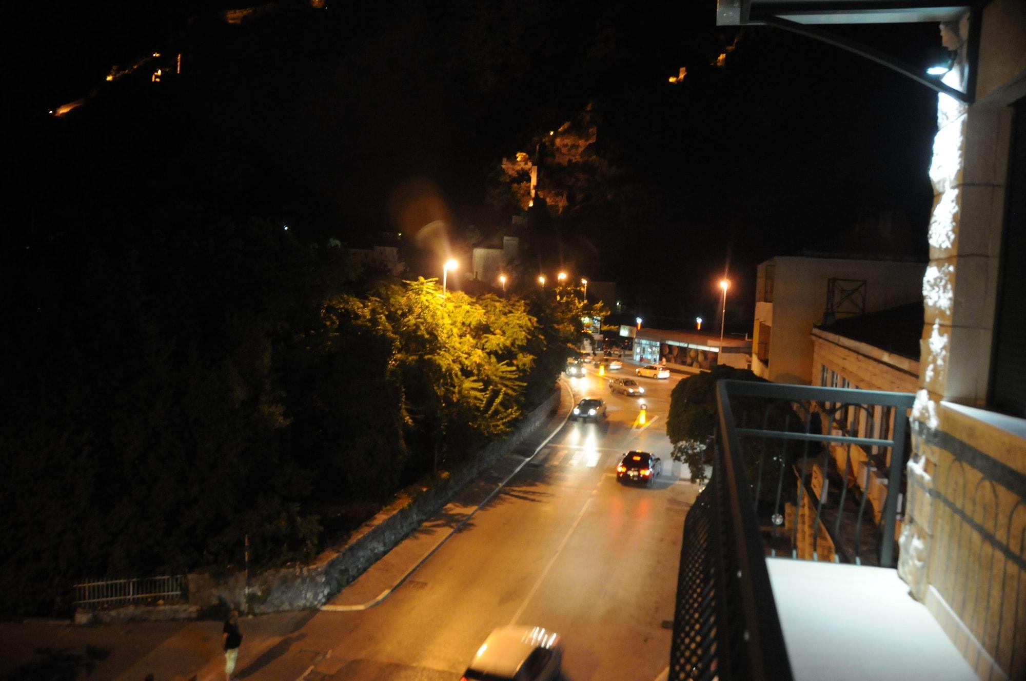 Hotel Porto In Kotor Exterior foto